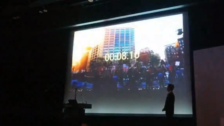 Imagem com vídeo comparativo entre velocidades de processamento entre PS4 e PS5. Imagem: Reprodução