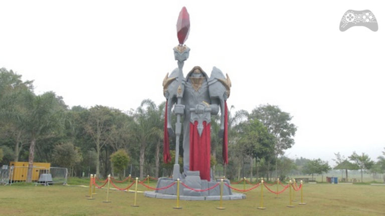 LoL Statue BRasil