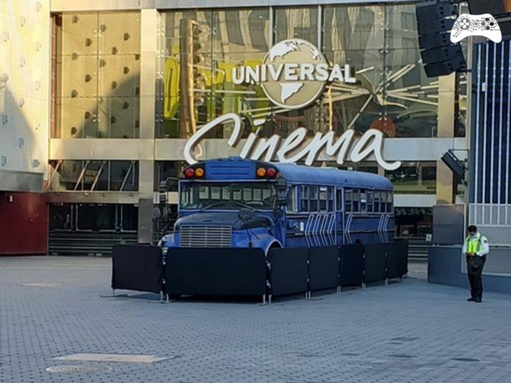 Fortnite Battle Bus Universal Studios