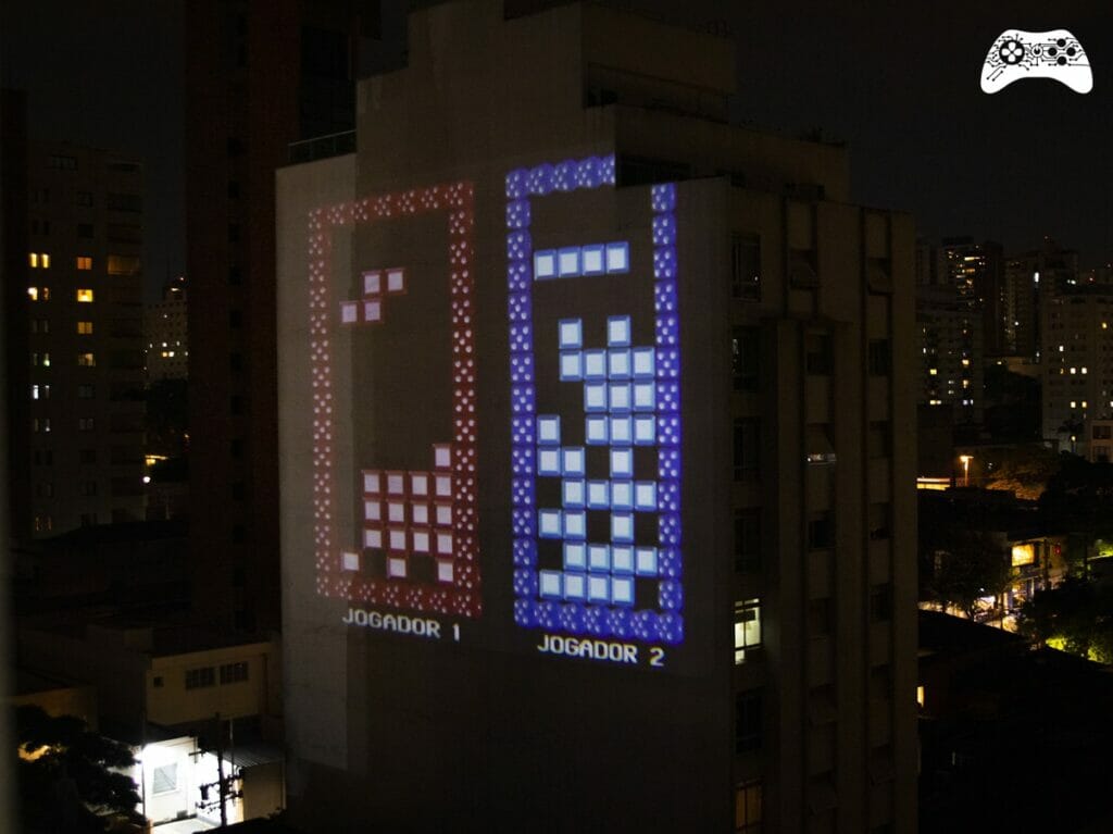Mostra PLAY