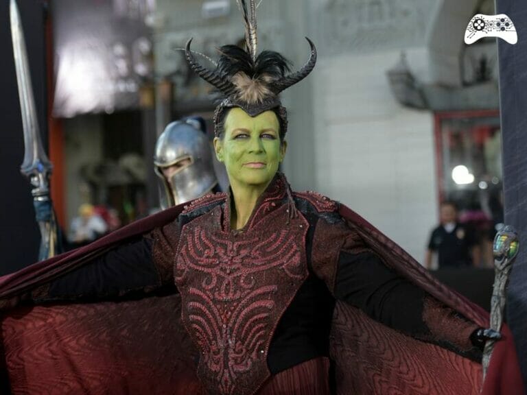 Jamie Lee Curtis WoW