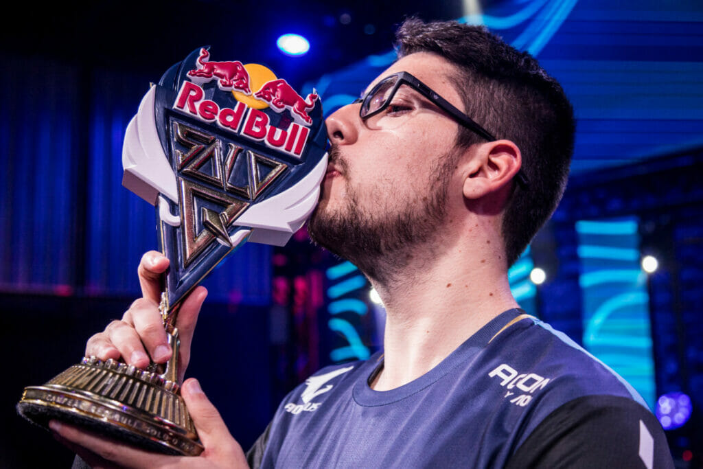 Com três títulos, Felipe Gonçalves é o maior campeão brasileiro do evento (Crédito: Fabio Piva/Red Bull Content Pool)