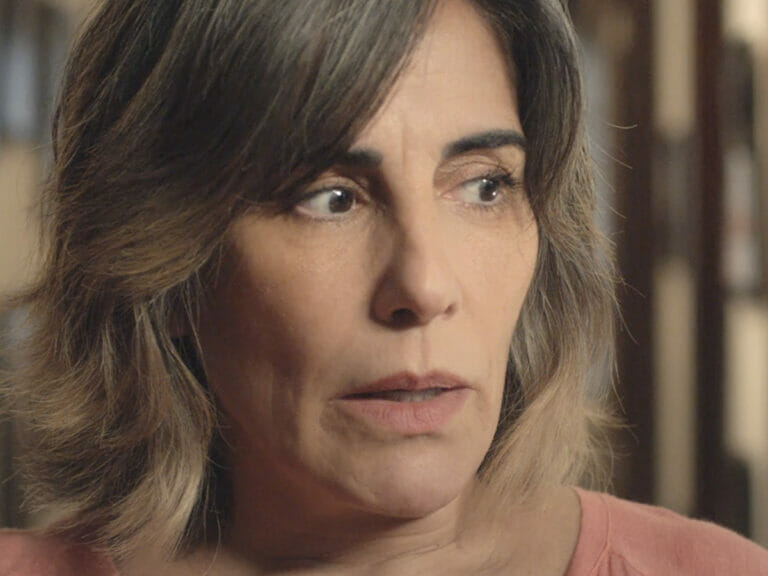 A atriz Glória Pires no filme da OLX