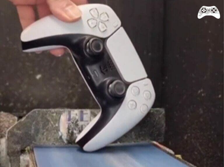 DualSense sendo lixado